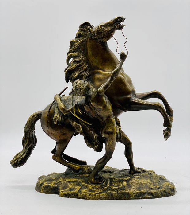 Según el modelo de Guillaume Coustou - Sculptură, Îmblânzitor de cai, unul dintre „Chevaux de Marly” - Bronz - A doua jumătate a secolului 19
