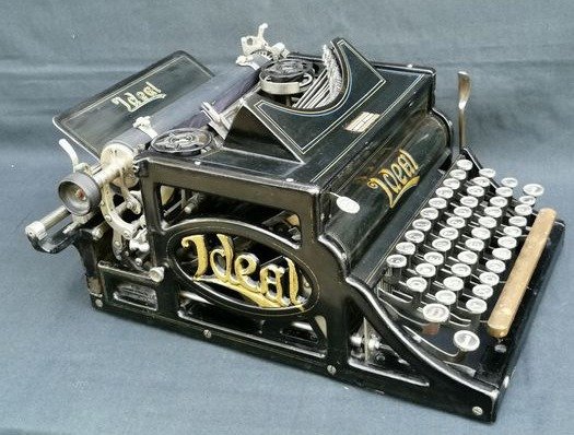 Ideal A3 - Máquina de escrever, década de 10 - metal