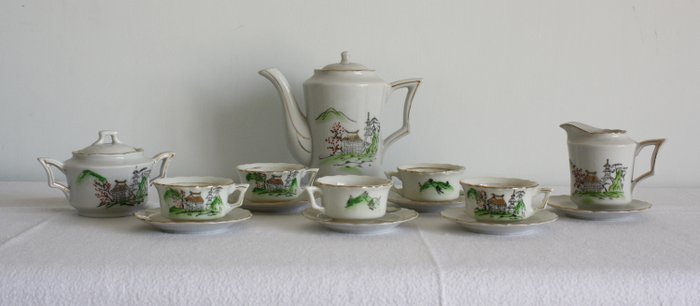 D.B.P. Regia Manifattura Porcellane Berlino - Coffee set (13) - Bavarian porcelain