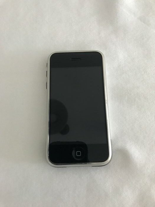 1 Apple Iphone 2G - 1st generation.  - mobil - Sem a caixa original