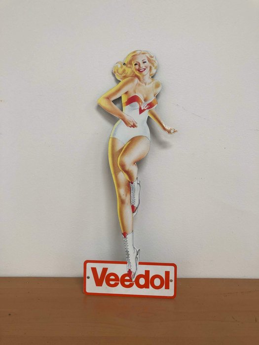 pin-up sheet metal advertising plate - veedol - 1960-1970