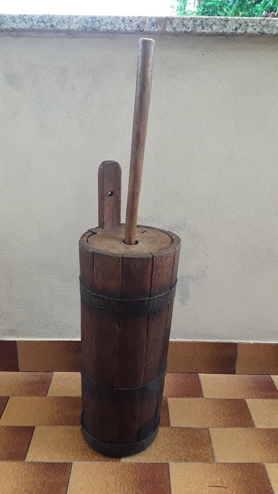 batedeira de manteiga antiga em madeira (1) - Madeira