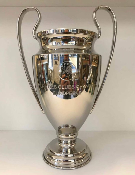 Ligue de Champions - 2019 - Football, Trophée, Réplique du trophée de la  Ligue des champions - Catawiki