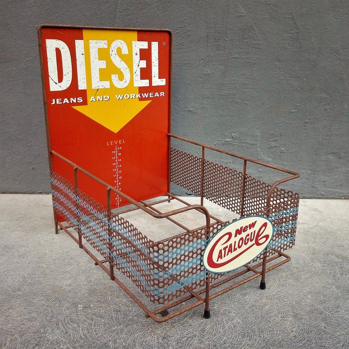 DIESEL® Industry - Catálogo de principios de los 90 - Acero
