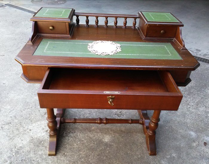 Writing Table Victorian Style Catawiki