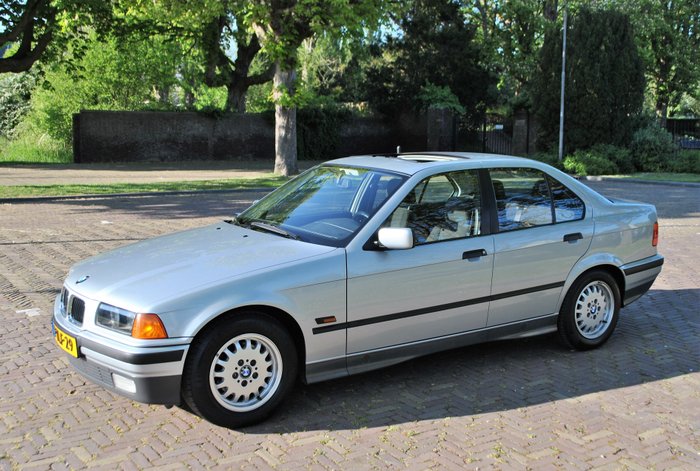 BMW - 323i (E36) - 1996