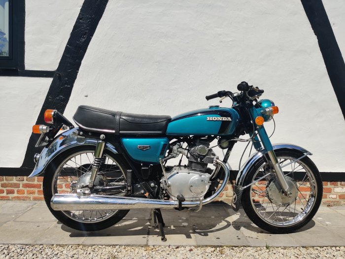 Honda - CB 125 K5 - 125 cc - 1974