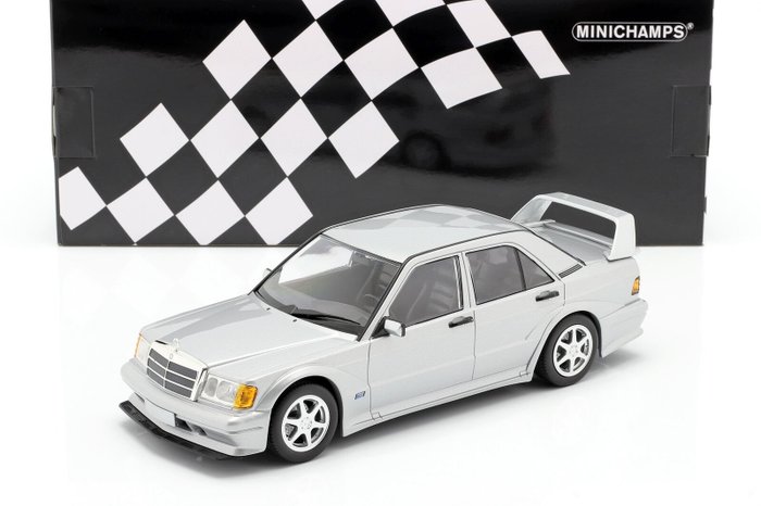 Minichamps 1:18 - 1 - Modelbil - Mercedes Benz 190E 2.5 16V Evo2 - Zilver - Begrænset udgave!