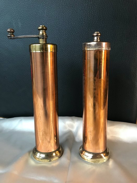 Personalised salt & pepper grinder set - Small - L