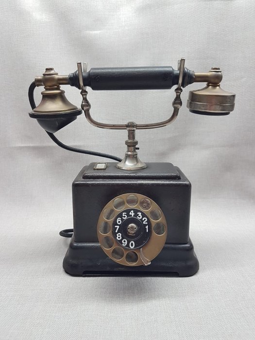 Ericsson, DE 500 (?) - Téléphone, 1920 - Fer et alliages