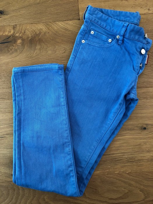 jeans dsquared2 taille 40