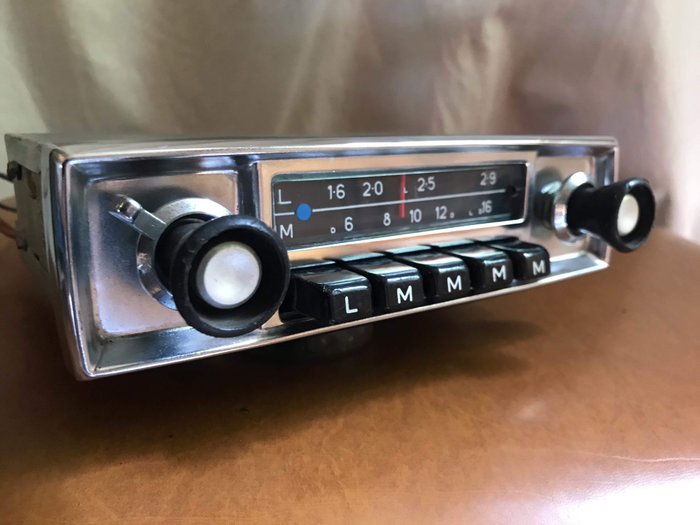 Radio de coche clásico antiguo Blaupunkt - Hamburg  Porsche - Blaupunkt - 1960-1970