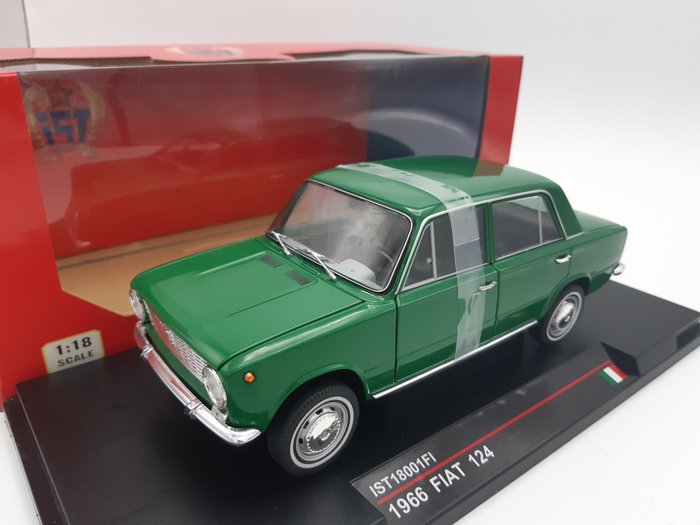 IST Models - 1:18 - Fiat 124 (Lada 1200) 1966