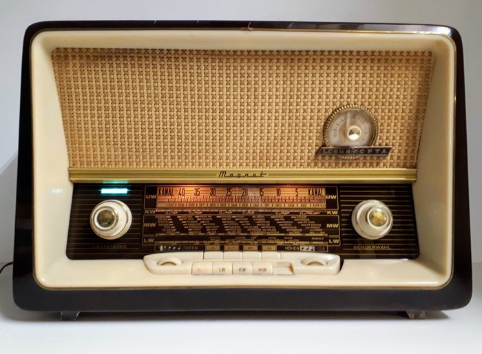 Loewe Opta - Magnet  4725w - Radio a Valvole
