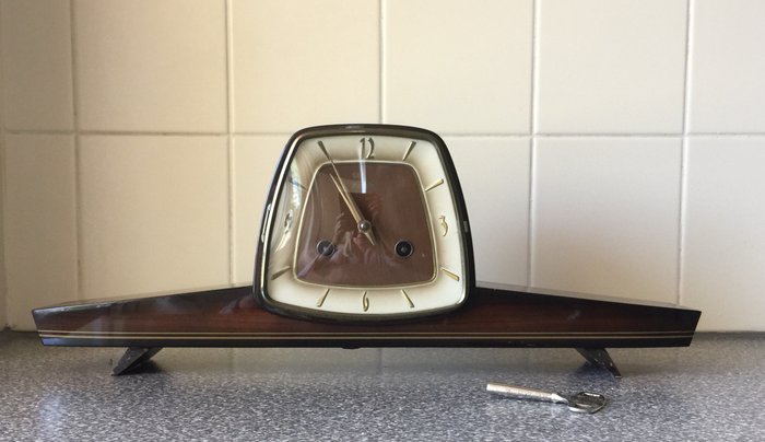 Orologio da tavolo o da parete - hermie - Legno - XX secolo