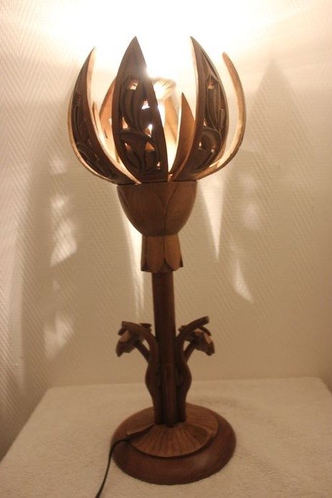 otherOriginal Holzlampe in Form einer Blume geschnitzt, die sich nach Belieben öffnet und schließt - Holz