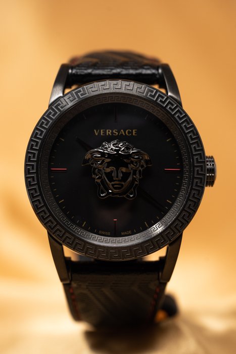 versace black watch