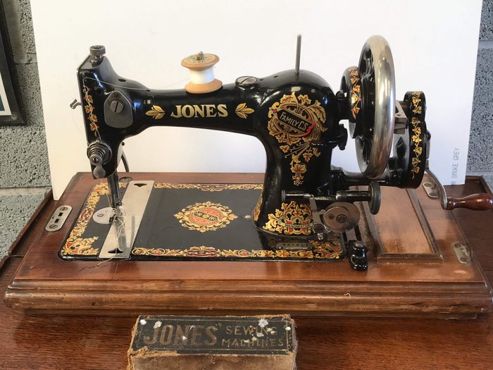 jones sewing machine serial number lookup