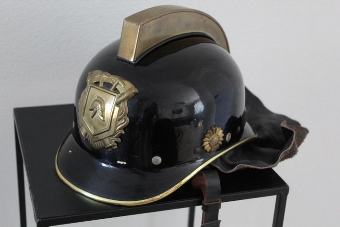 荷兰消防队头盔 - 铜
