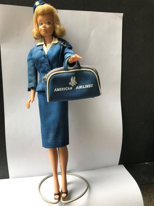 Barbie - Sammlung von Vintage-Artikeln und Seidenstein