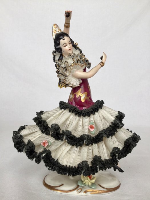 Dresden Art, Frankenthal - Figur, “La danseuse Espagnole aux castagnettes” - Porselen