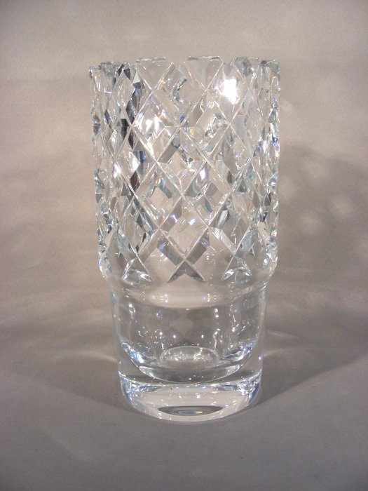 Orrefors - Large Heavy Vase H: 25cm - 4.3kg - Crystal