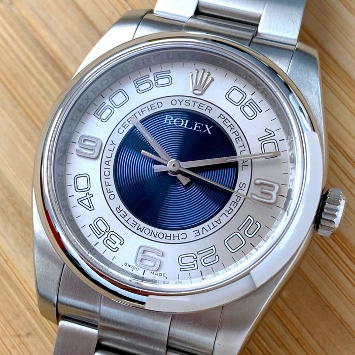 Rolex - Oyster Perpetual - Ref. 116000 