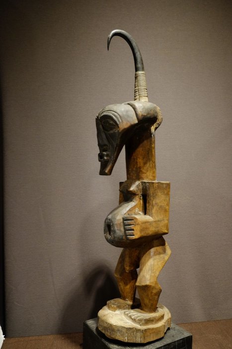 Figure - Wood - Nkisi - Songye - Congo DRC 
