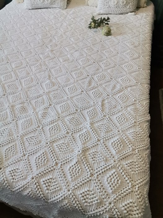 Colcha de cama croche manual - 220 x 180 cm - Algodão - Final do século XX