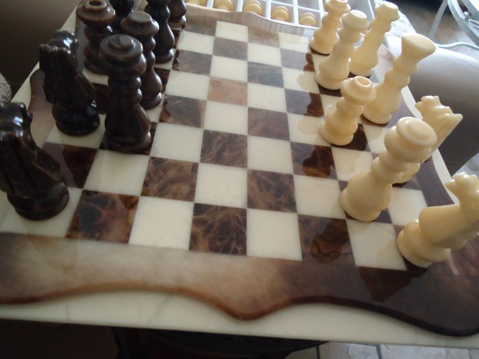 bonito tablero de ajedrez de alabastro original ajedrez - Alabastro