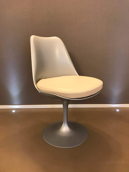 Eero Saarinen - Knoll - Chair (1) - Tulip Chair