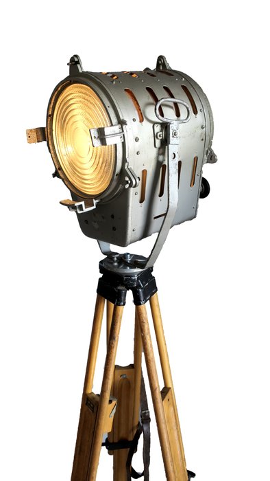 Állólámpa, Színház és film reflektorfényben lévő RF 250 modell
