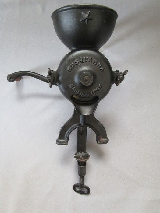 Antique coffee grinder - Manufacturer: Husquarna - Sweden - Cast iron / wood