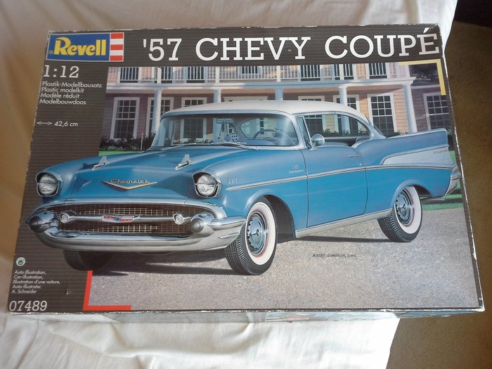 '57 Chevy Coupé - 1:12 - Kit modelo Revell 07489