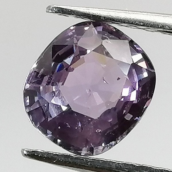 Violet Sapphire - 1.24 ct