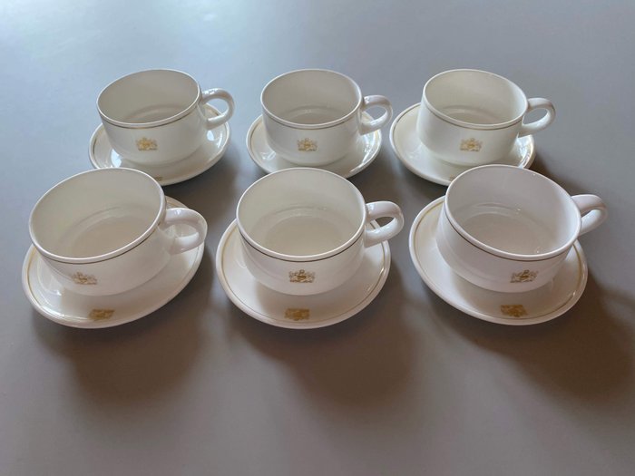 Royal Doulton Butter Pat Dishes British Airways 1st Class set of 6 cobalt gold 