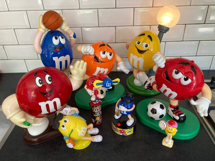 M&M's Figure 5 Set CANDY Character m&m Mini PVC Collectible Toy