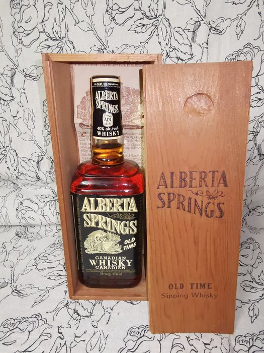 Alberta Springs 1972 Old Time - Wooden Box - Original bottling - 710ml