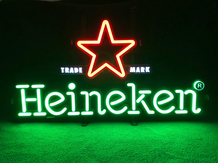 Heineken - Publicidad de neón - Metal y plastico
