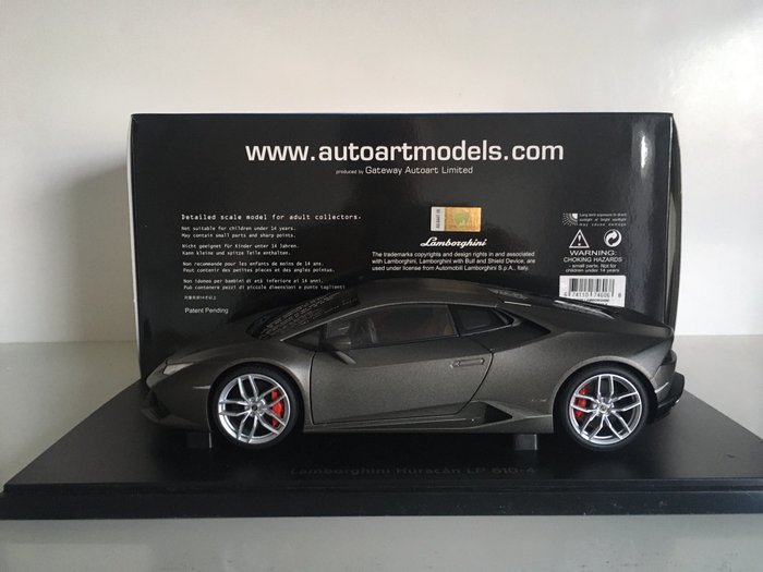 Autoart - 1:18 - Lamborghini Huracan LP610-4 2014