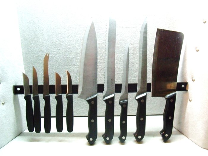 Ernesto - set di coltelli da cucina + supporto a parete (11) - Moderno - Acciaio, Acciaio (inossidabile), magnete