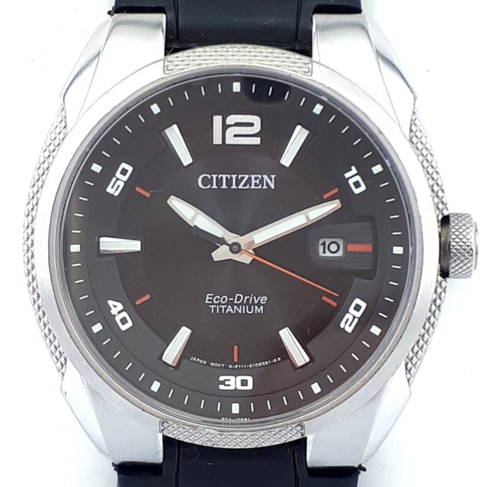 Citizen - Eco-Drive Titanium - E111-S075360 - Homem - 2011-presente