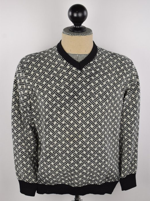 versace classic v2 sweater