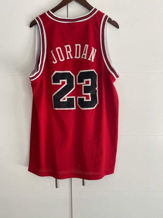 michael jordan basketball jersey