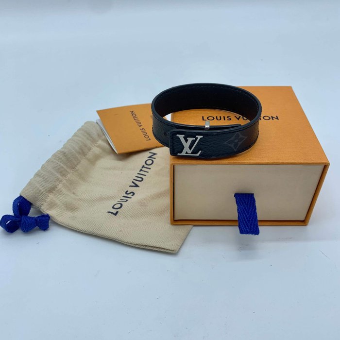 Louis Vuitton - Bracelet LV graphite & cuir Bracelet - Catawiki