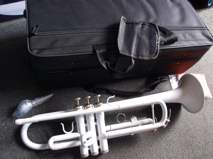 Cherrystone - Bes / Bb / Sib trompet met lichtgewicht hardfoam case - Tromba