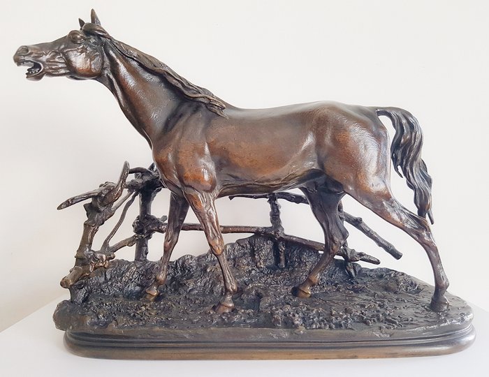 Naar Pierre-Jules Mêne (1810-1879) - 雕塑, 马 (1) - 黄铜色 - 20世纪上半叶