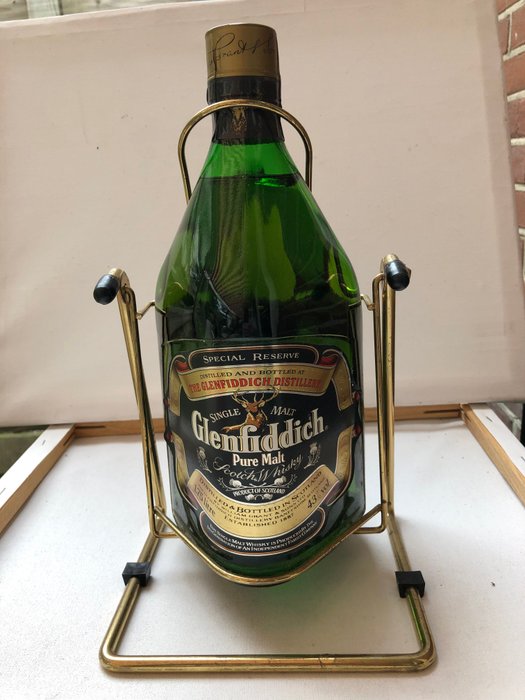 Glenfiddich Pure Malt in cradle - Original bottling - 175 cl