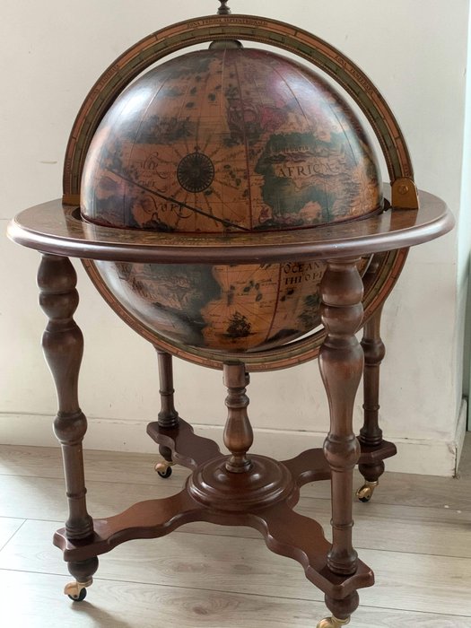 Italie  - Vintage Bar Earth Globe - Holz