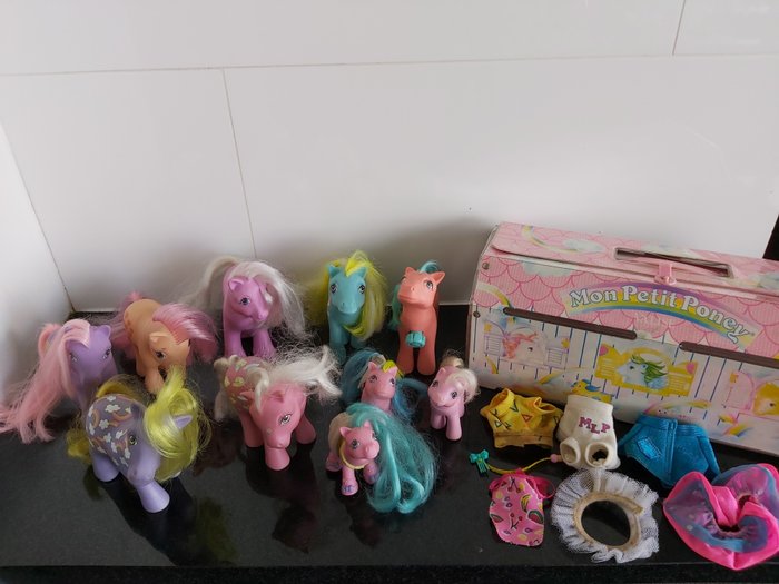 Hasbro - My Little Pony - Figuur/beeld - Lot met 10 poppetjes + originele draagkoffer - 1980-1989